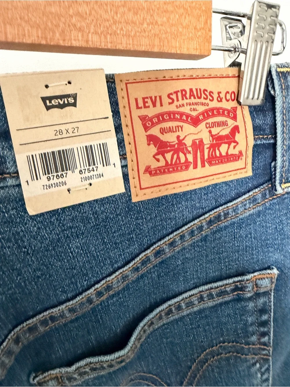 Levi's women’s Ribcage Straight Ankle